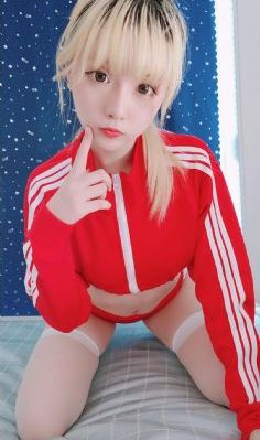 美丽的姑娘高清免费完整版_BD天堂在线
