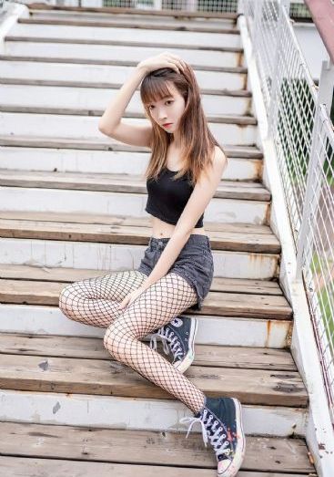 黄蓉被三个男人躁一夜_高清影视在线观看