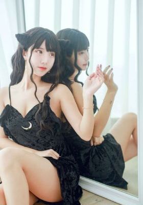 女教师好紧好爽公交车上_BD英语超清免费观看